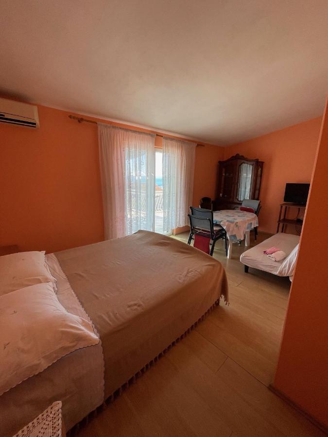 Apartmani Anka I Antonio Drage Bagian luar foto