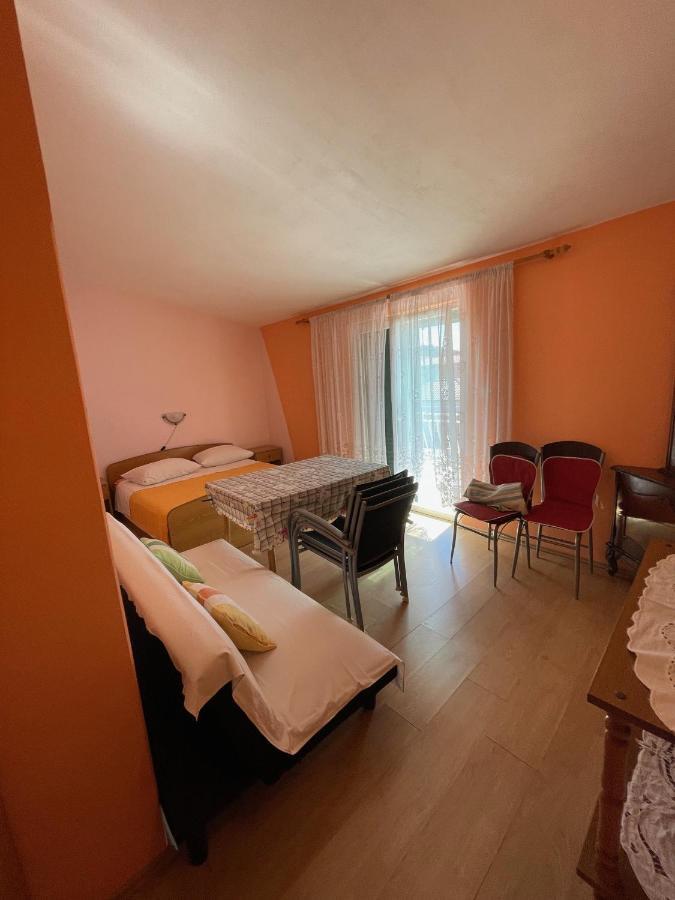 Apartmani Anka I Antonio Drage Bagian luar foto